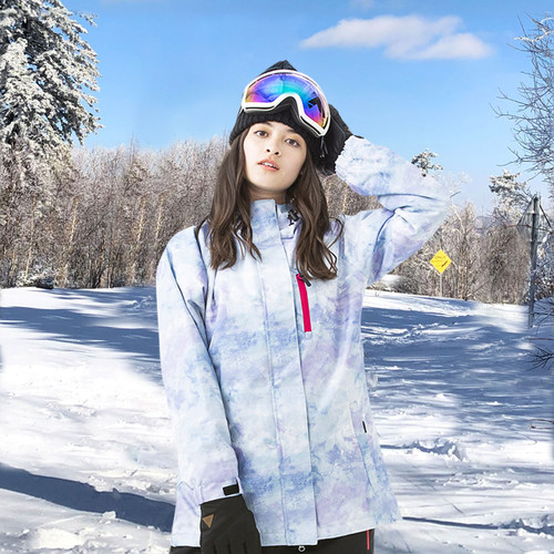 日本女款单板双板防水防风滑雪衣