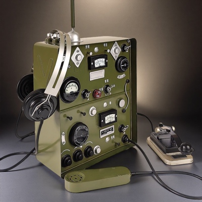 复古发报机模型装饰摆件