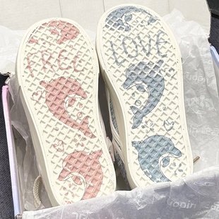 鮀品海豚鸳鸯板鞋女2026新款小众设计小香风休闲面包鞋百搭情侣鞋