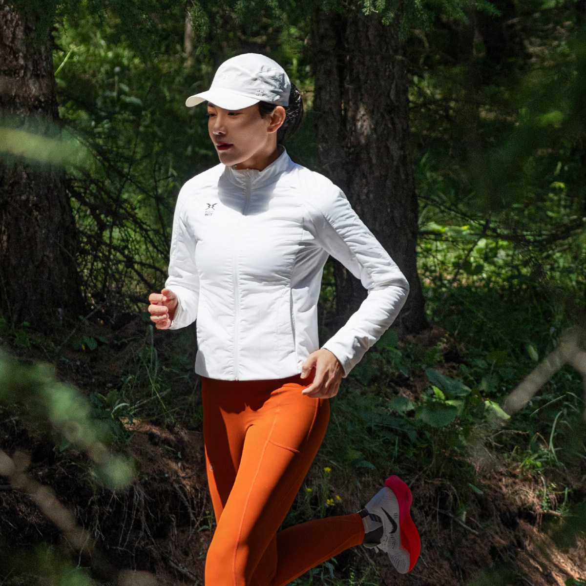 BODYWIT身体智慧炽骋立领女款棉风衣防潮透气抗湿保暖户外棉服