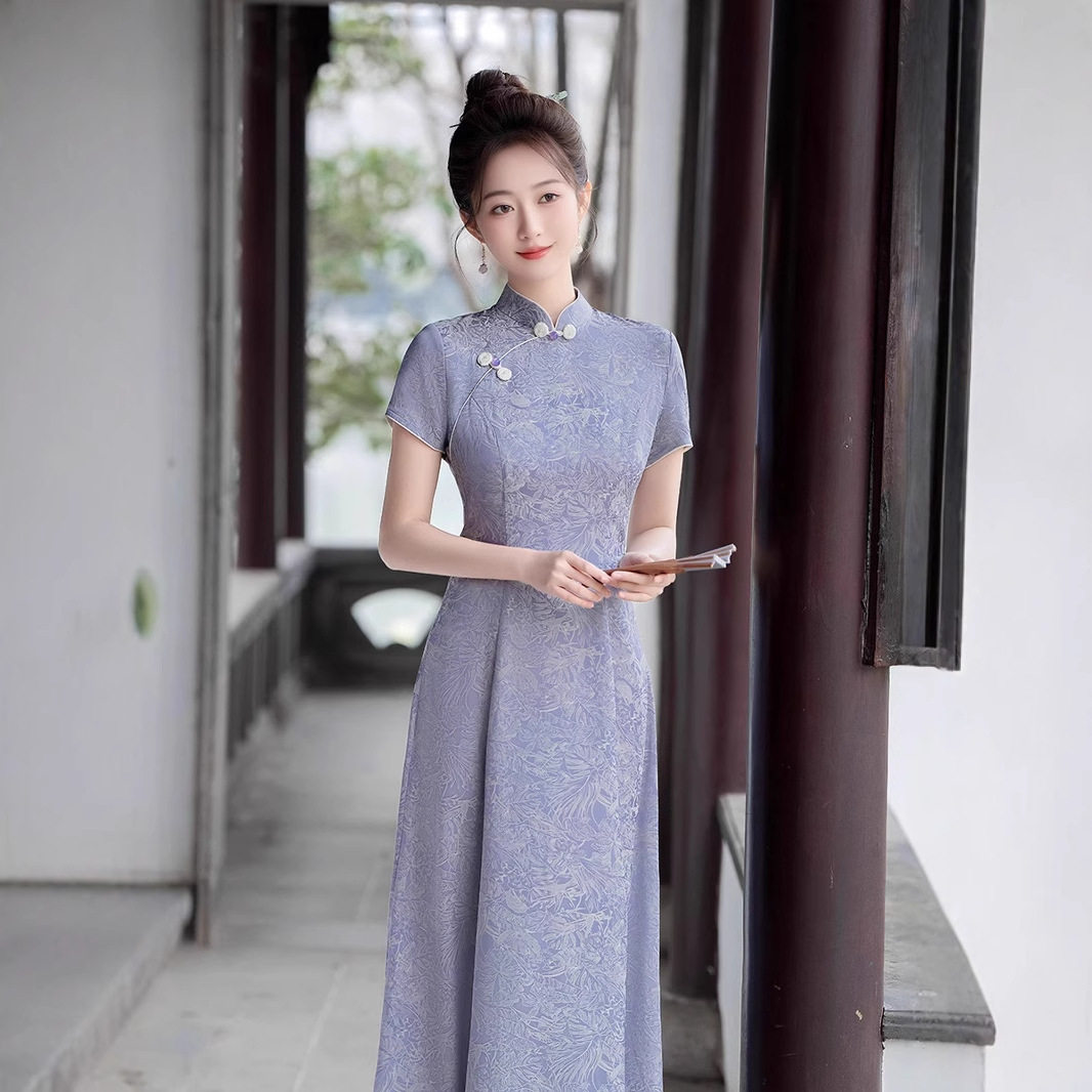 新款白色缎面旗袍新中式少女小清新紫色遮肚子显瘦日常复古连衣裙