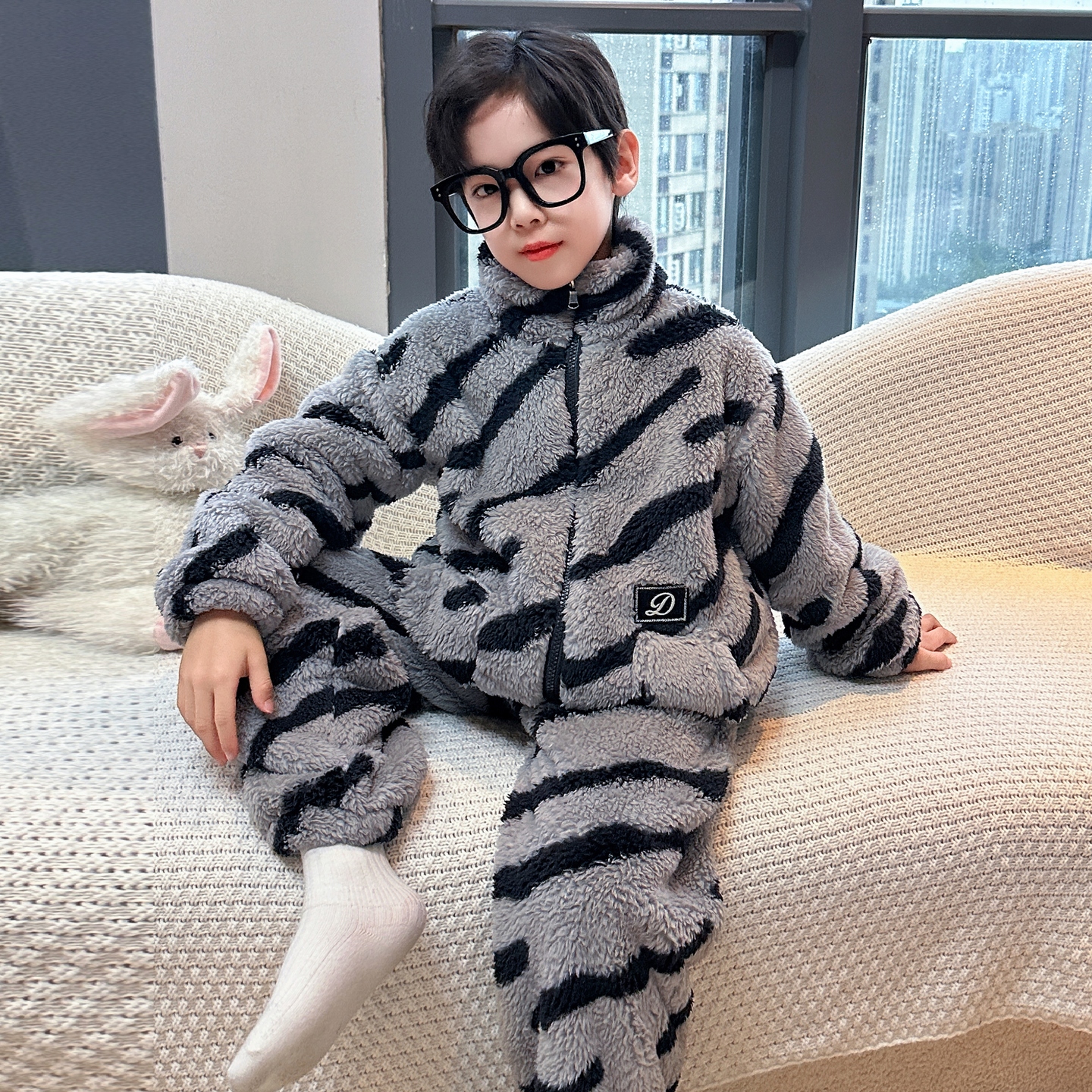 儿童珊瑚绒睡衣男童家居服法兰绒