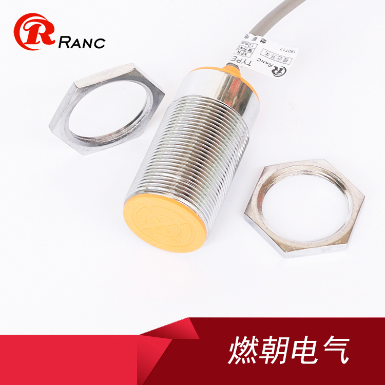 M30磁性霍尔接近开关NJK-5004C直流三线NPN常开PNP常闭12V24V二线