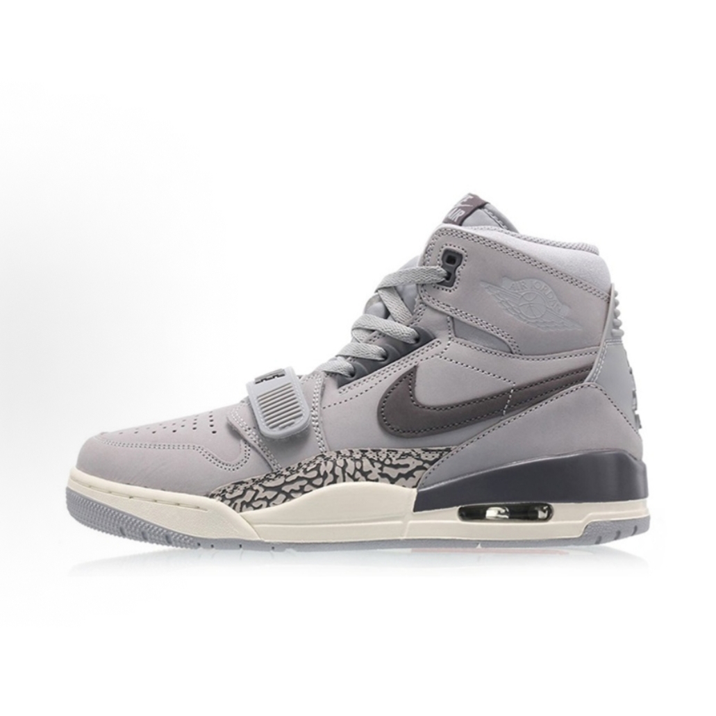 Jordan男款减震高帮legacy312