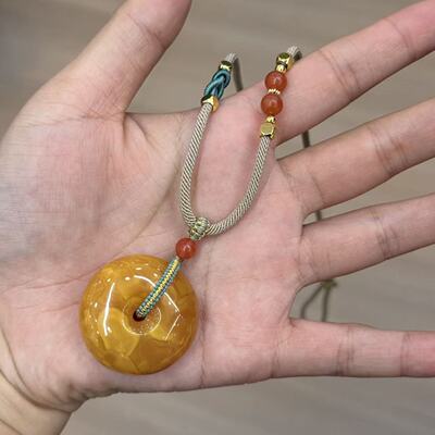 蜜蜡吊坠-约33*17mm-多样性发货- A2616