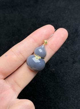 18K金和田玉葫芦吊坠-约32*18*8mm- DY一 - 多样性发货-A3587