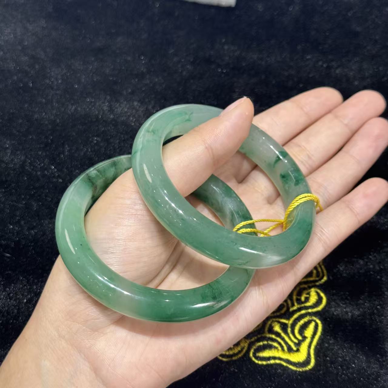 石英质玉独龙玉正圈手镯-约10mm-多样性发货-S龙-B1134