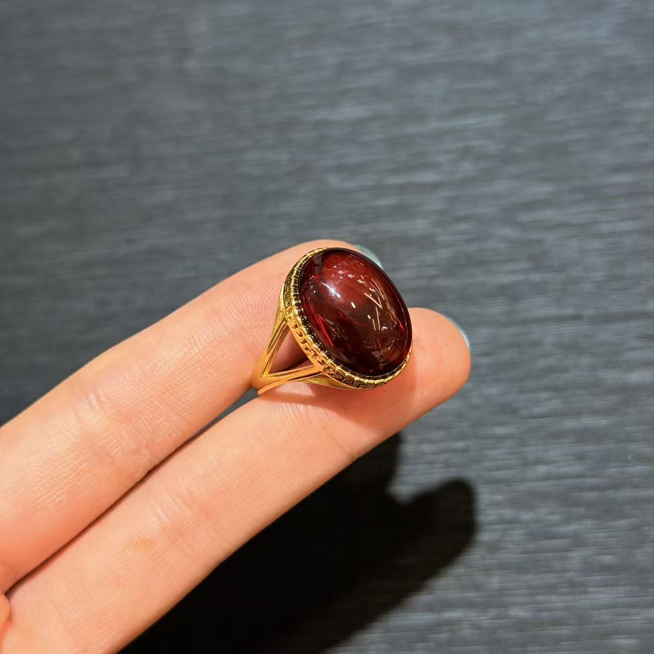 S925血珀戒指-约17*16mm-L宝-多样性发货-A2313