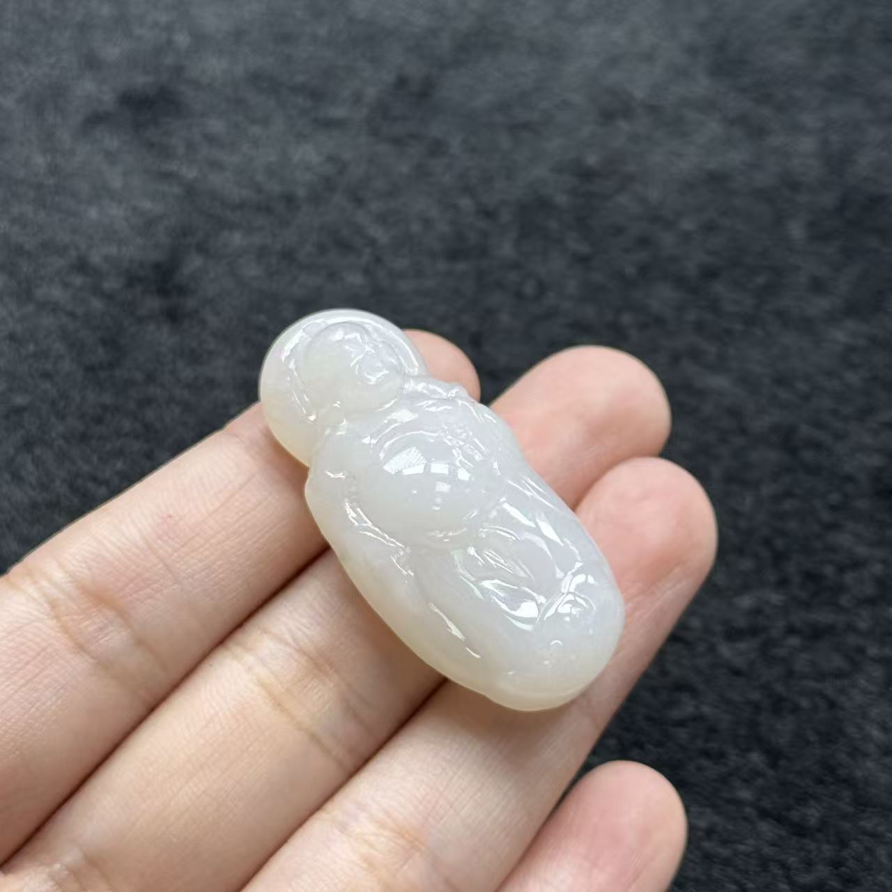 和田玉逍遥佛吊坠-约42*19*11mm-多样性发货-YSP金B1735