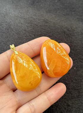 925蜜蜡水滴吊坠-约35*26*17mm-多样性发货- F展 B947