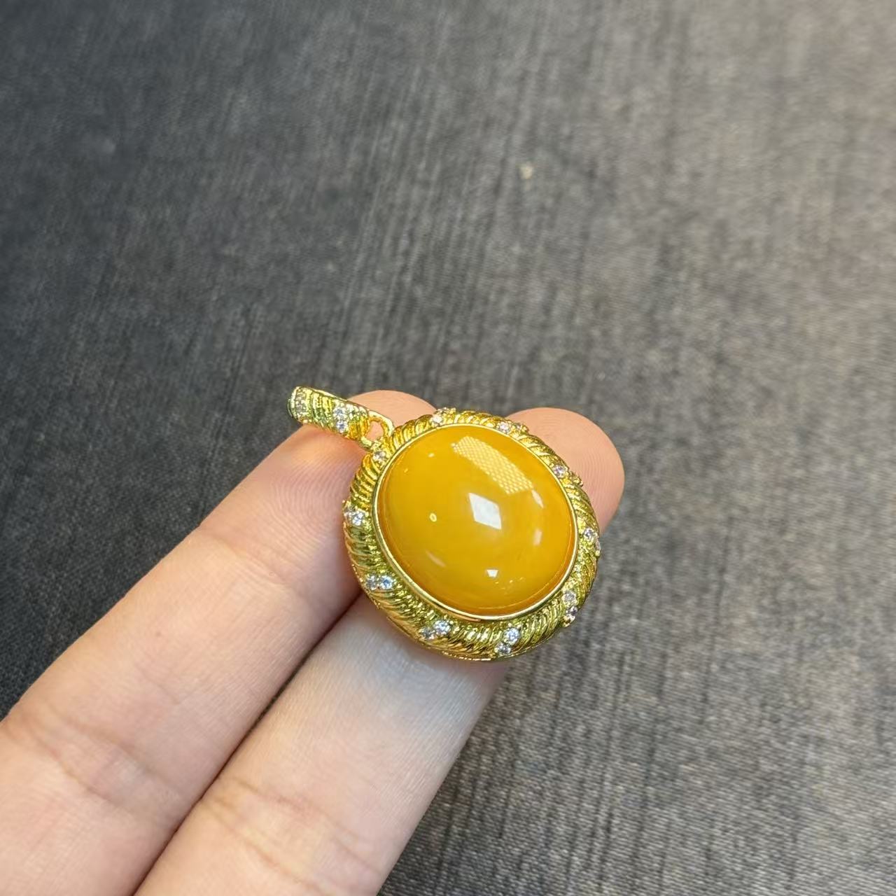 合金琥珀吊坠-约14*16mm-多样性发货-R祥-B3450