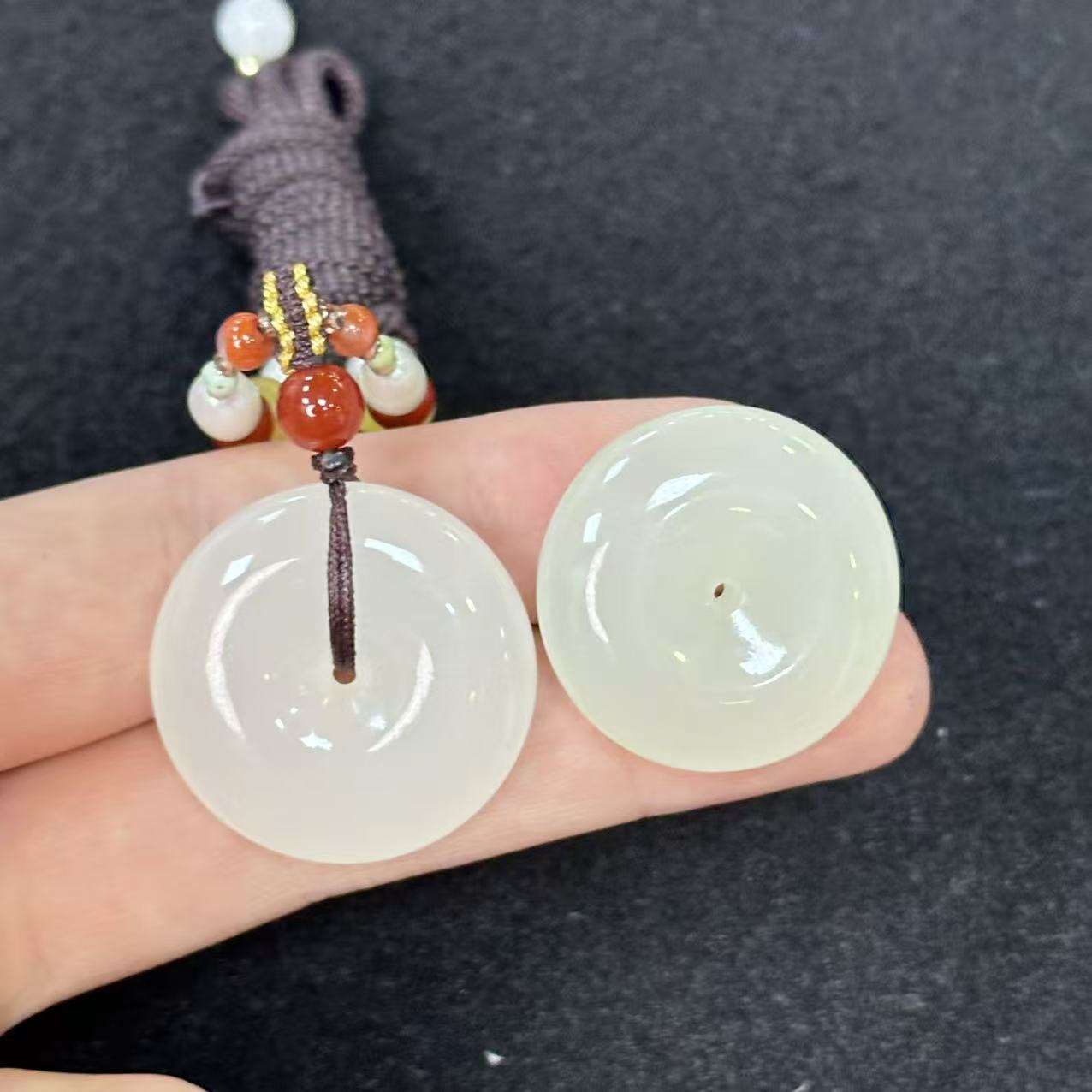 和田玉平安扣吊坠-约27*6mm-多样性发货-R豪-Y7980