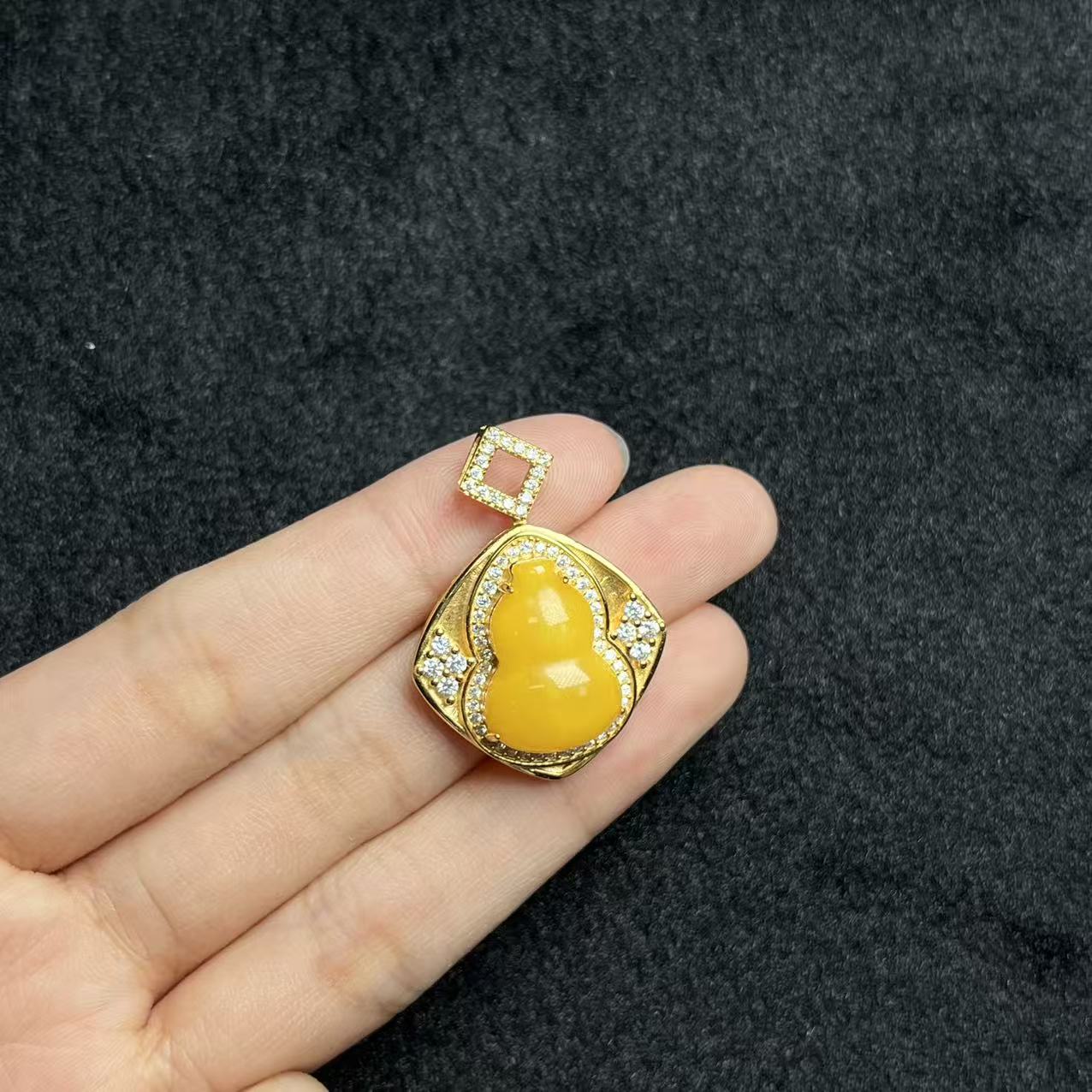 S925蜜蜡吊坠-约39*34*17mm-多样性发货-F展-A4159