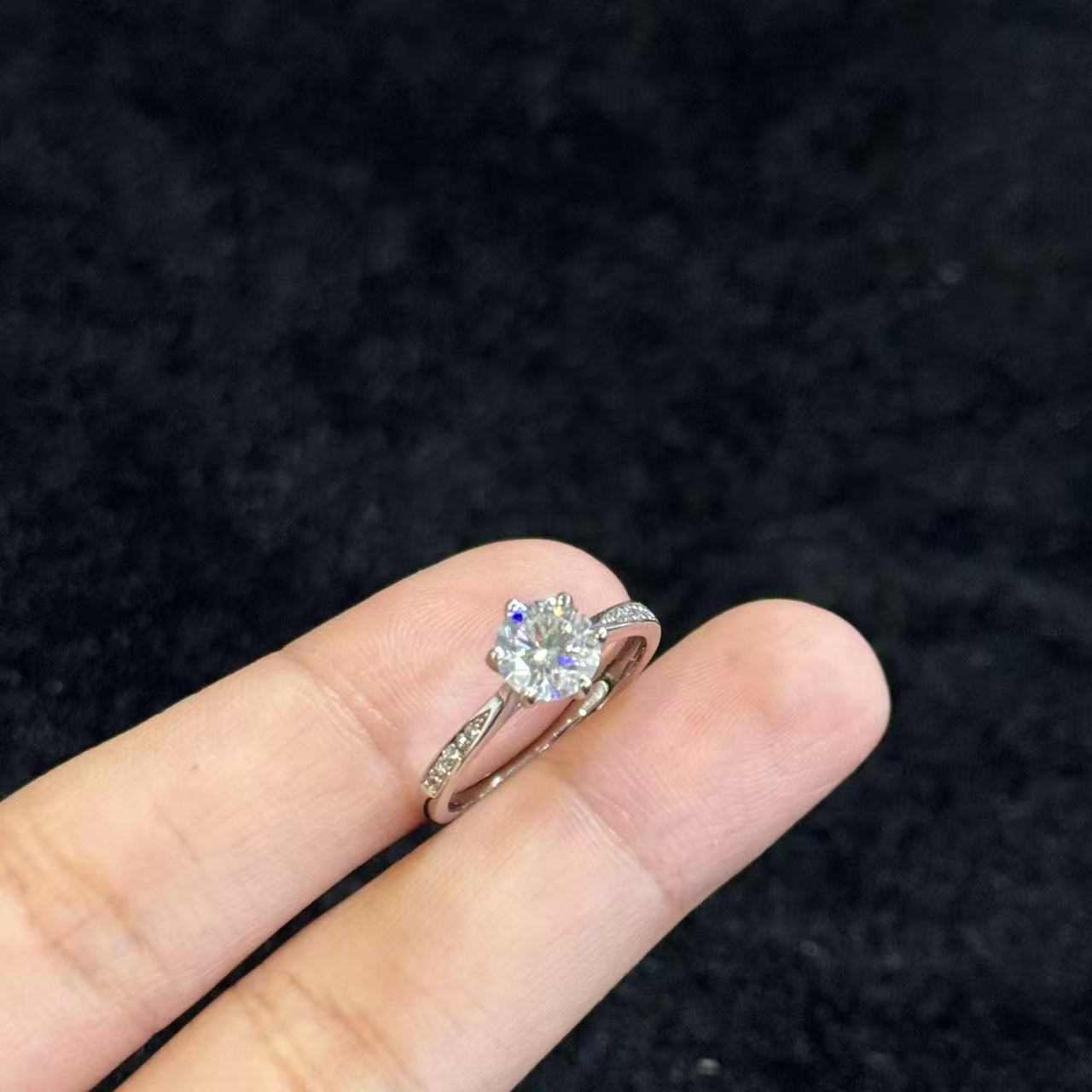 合成碳硅石（莫桑石）银莫桑钻戒指约1ct多样性发货YMZ赫Y9154