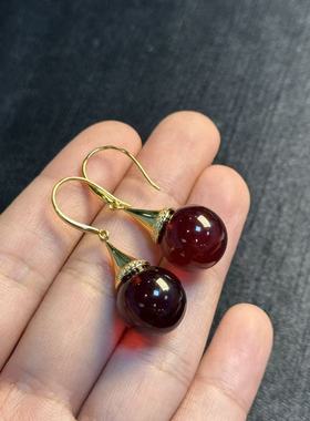 925琥珀耳钩-约13mm-多样性发货-R祥-B3432