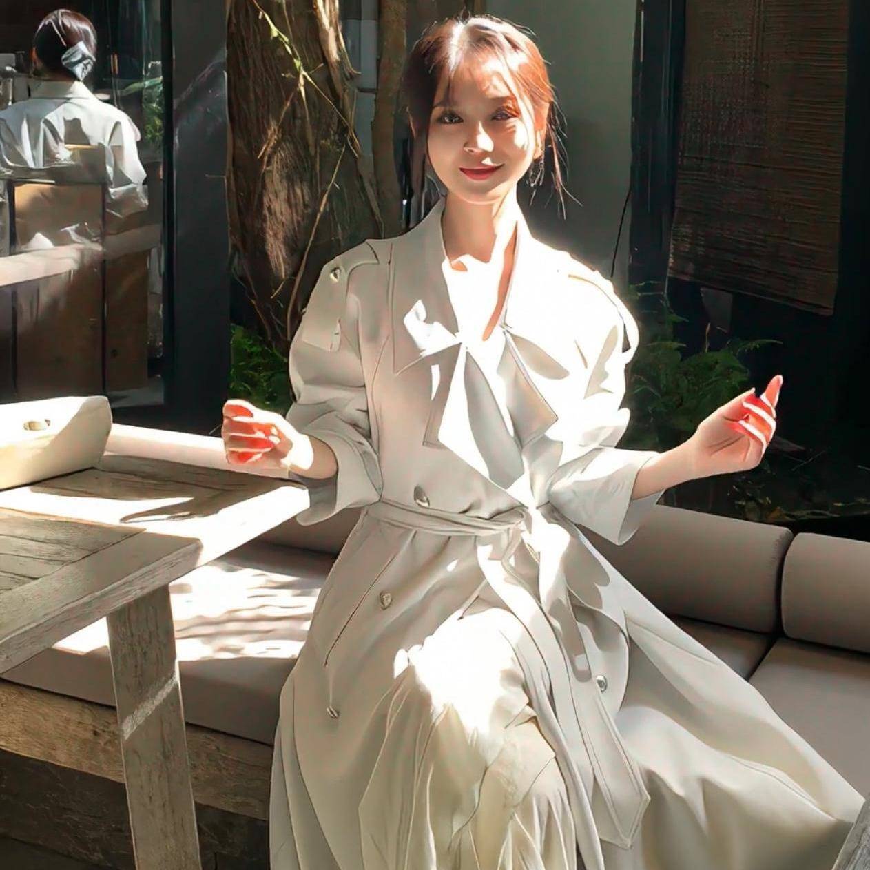 白色英伦风超好看双排扣风衣外套女小个子2025春季新款高级感大衣