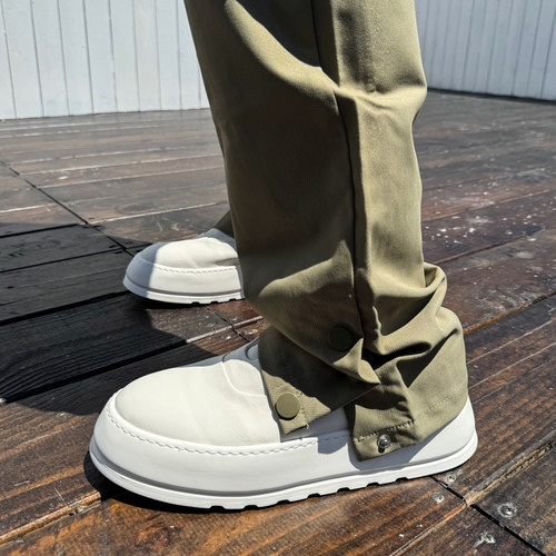 加分白色面包鞋男真皮板鞋休闲鞋