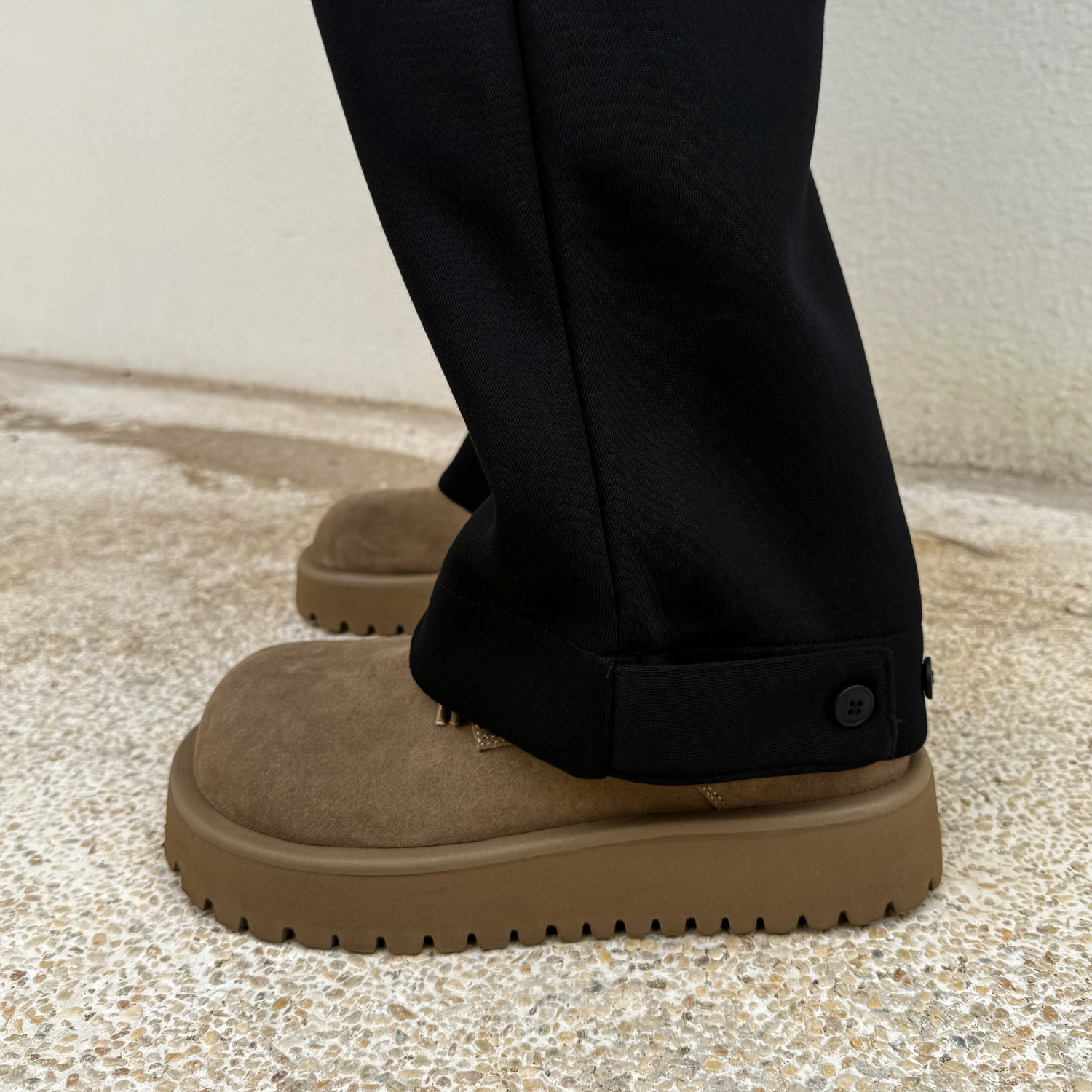 卡其色毛茸茸歪头德比皮鞋男真皮