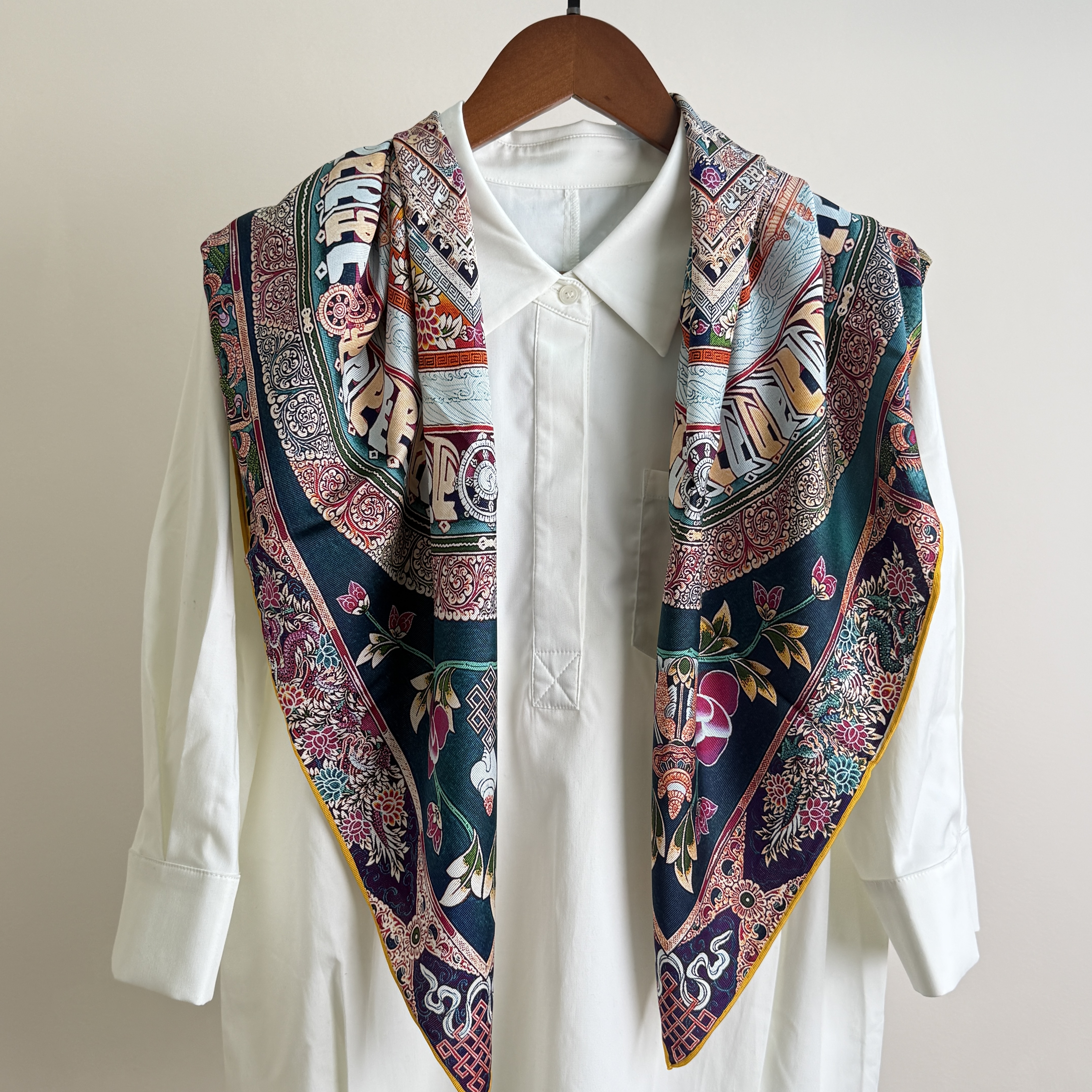 坛城唐卡意罗绸90cm100桑蚕丝双面21姆米重磅真丝大方巾时尚丝巾