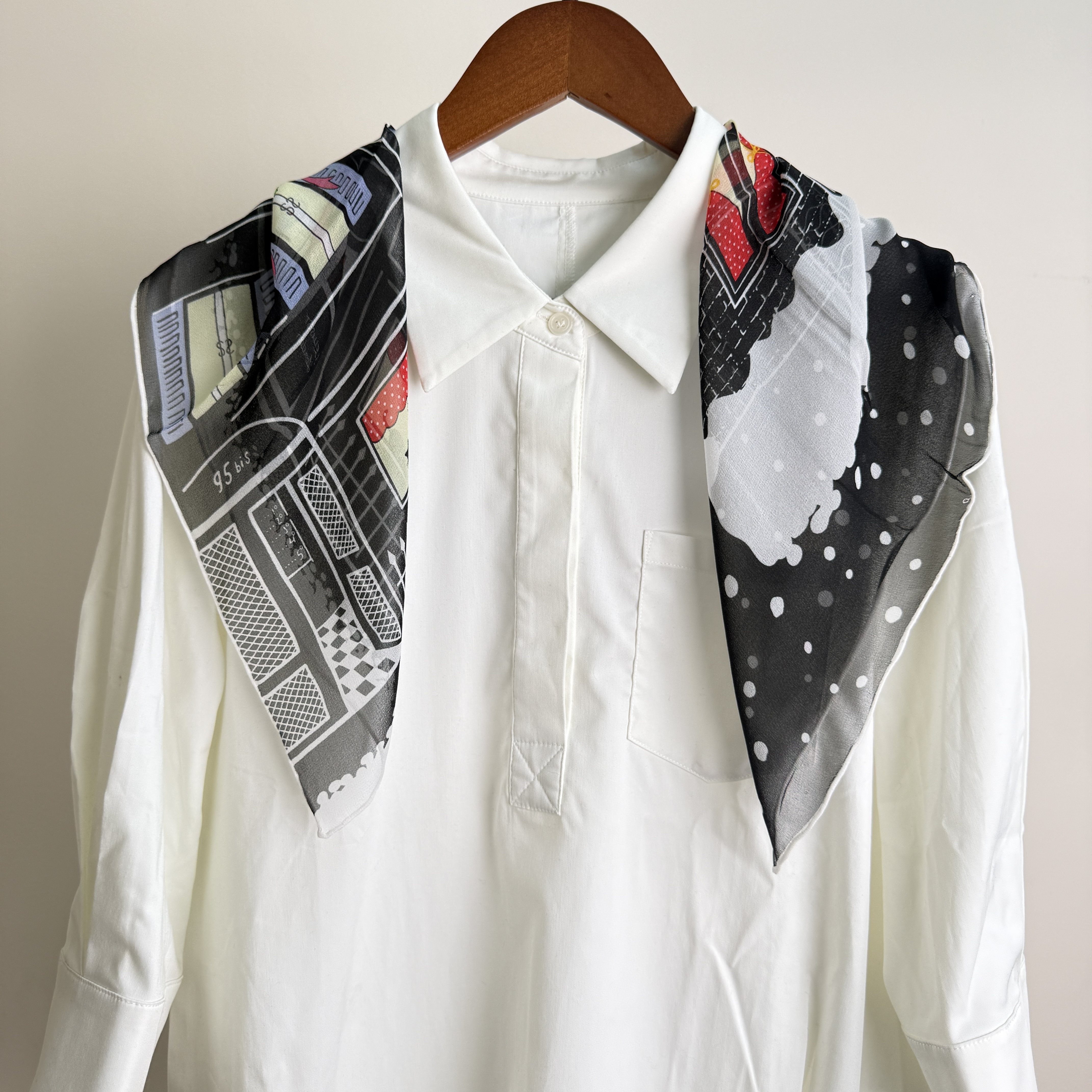 雪落街巷65cm乔其纱方巾丝巾四季时尚百搭通勤披肩围巾