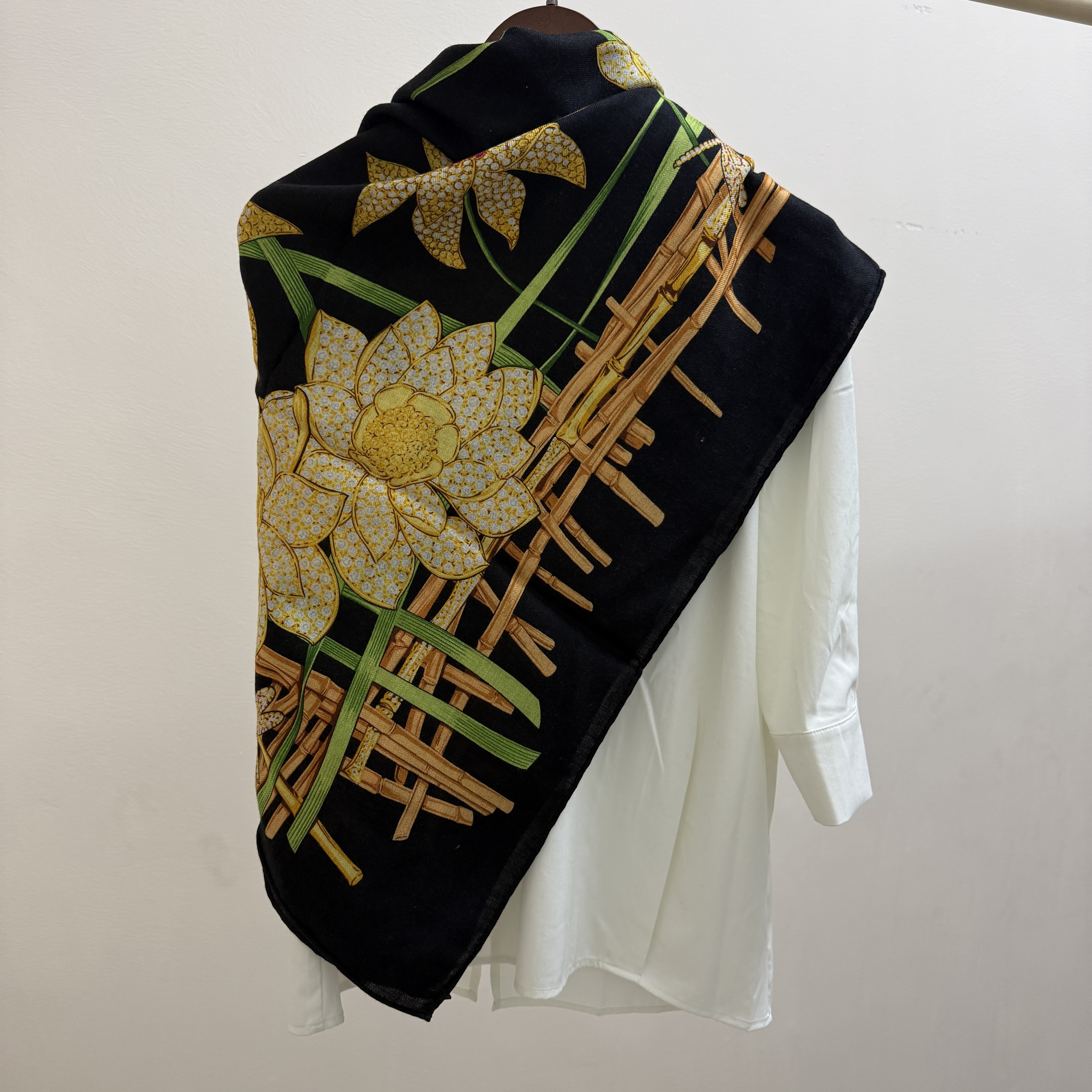 向日葵140cm大方巾丝毛四季时尚通勤保暖百搭真丝丝巾披肩