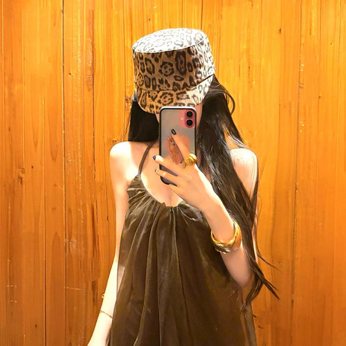 复古老钱风豹纹平顶马术帽女2025新款夏季防晒遮阳帽子骑士报童帽