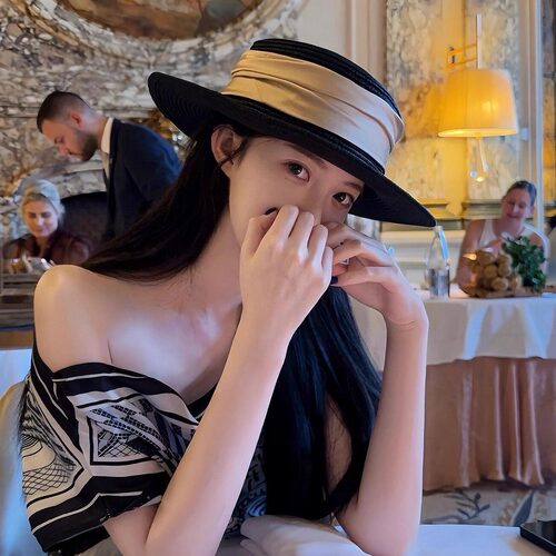 法式复古黑色平顶草帽女夏季平檐防晒遮阳帽子名媛风气质千金礼帽