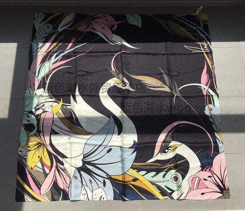 插画风格外贸出口美国原单丝巾