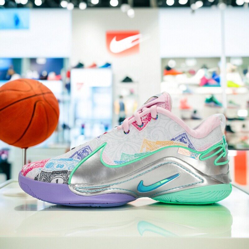 Nike耐克 LeBron XXII EP 詹姆斯22男子实战缓震篮球鞋FZ1098-100