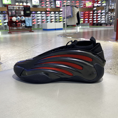 阿迪达斯哈登9代篮球鞋