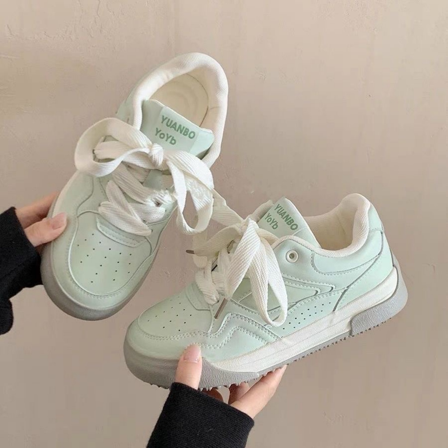 暖暖厚底面包小白鞋百搭学生ins休闲板鞋女2025秋冬新款户外球鞋