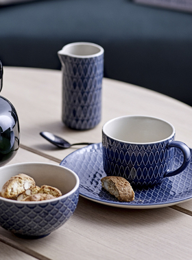 丹麦Bloomingville 深蓝经典几何花纹餐具陶瓷杯碗盘碟北欧进口