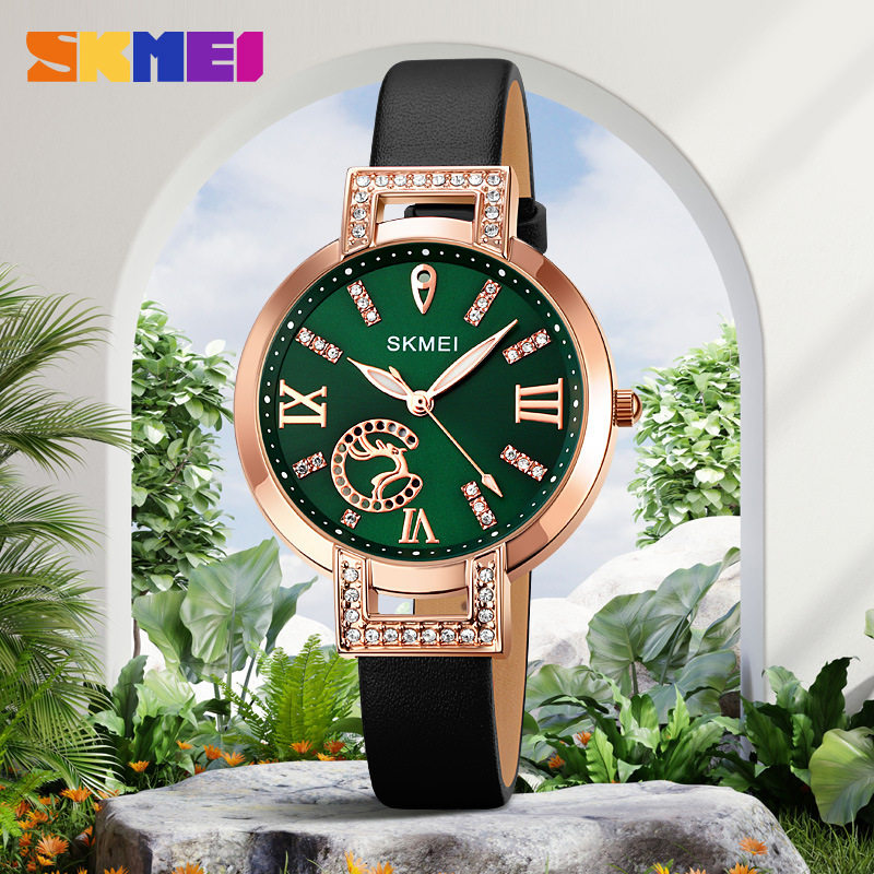 时刻美新款手表时尚圣诞麋鹿女士腕表镶钻优雅风女款学生皮带气质