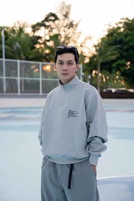 半拉链FATECAROL高领卫衣