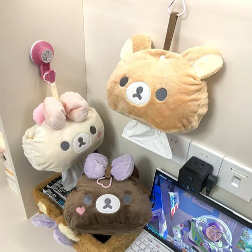 新款可爱卡通小熊挂饰纸巾盒抽纸套家居毛绒桌面悬挂纸巾宿舍车载