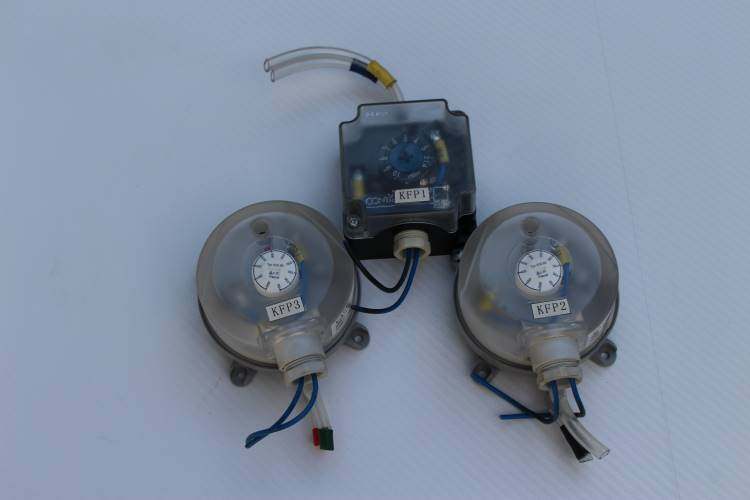 拆机carel/卡乐dcpd010100风压差开关 江森风p233a-10-aa压差开关