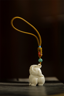 鹿角吉象手把件茶宠料质洁白细腻手工雕刻把玩件文玩收藏品送礼