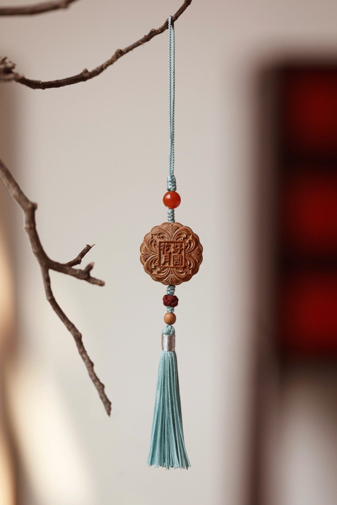 印度迈索尔老山檀香月饼钥匙扣挂件包挂整料雕刻花好月圆文玩送礼