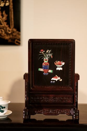 老挝大红酸枝百宝嵌博古图插屏浮雕纹置案上清赏红木摆件文玩收藏