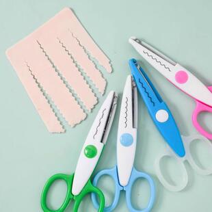 花边剪刀波浪锯齿  塑料小剪刀diy手工修剪裁剪工具