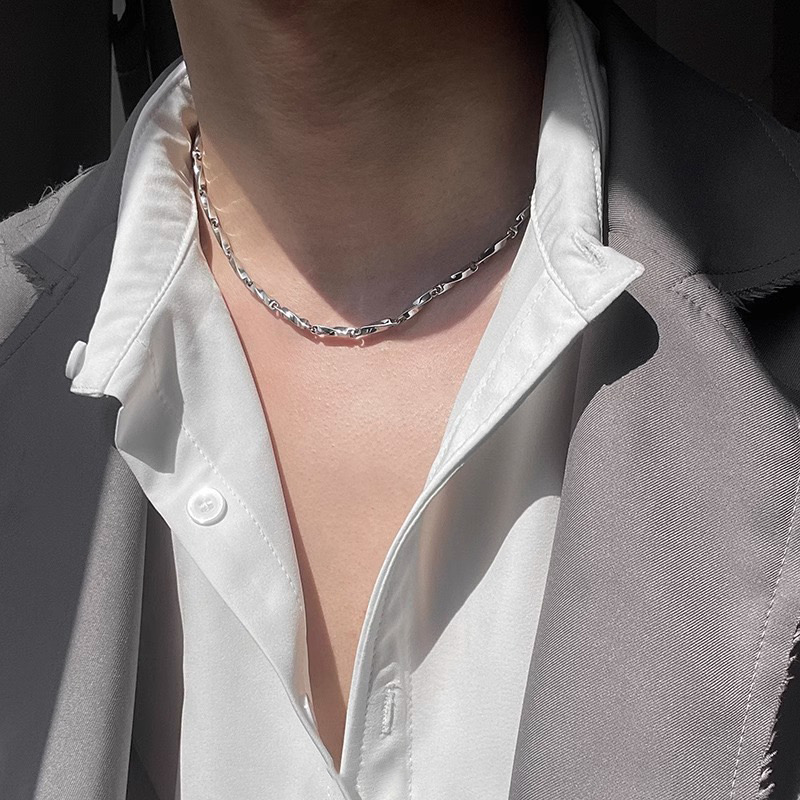 莫比乌斯环钛钢项链小众设计男高级感冷淡风情侣锁骨链不掉色颈链
