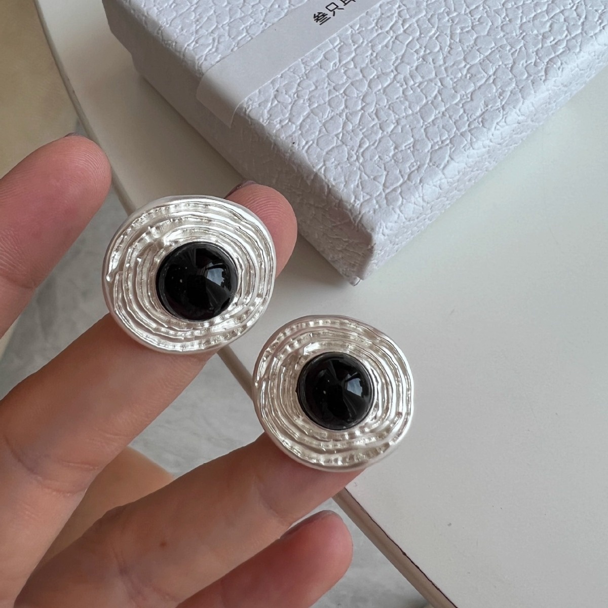 3art 法式风格uno优雅感黑玛瑙s925银手工拉丝圆片耳环耳钉
