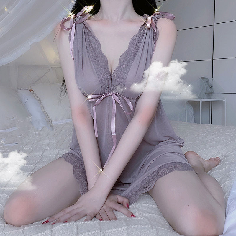 蕾丝大码宽松吊带美背镂空睡裙