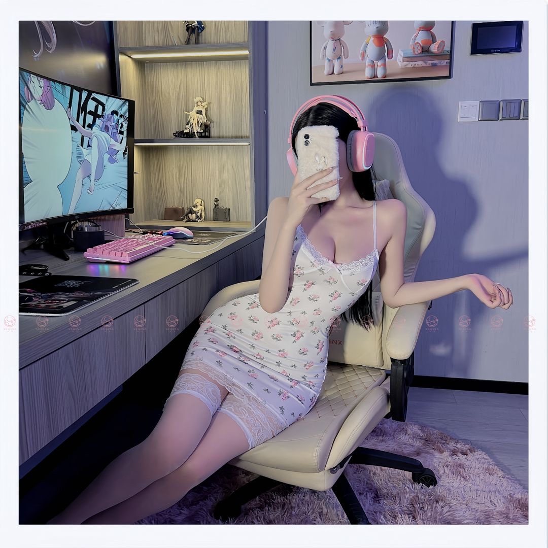 纯欲辣妹性感碎花蕾丝吊带背心无袖连衣裙女带胸垫修身收腰包臀裙