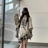 胖MM特大码 卫衣女字母印花假两件上衣2 300斤不对称拼接格纹春秋季