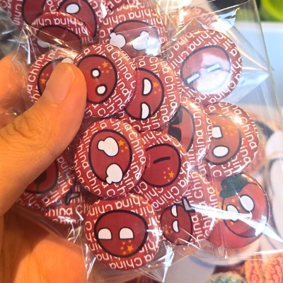 自制波兰球可爱小徽章25mm现货