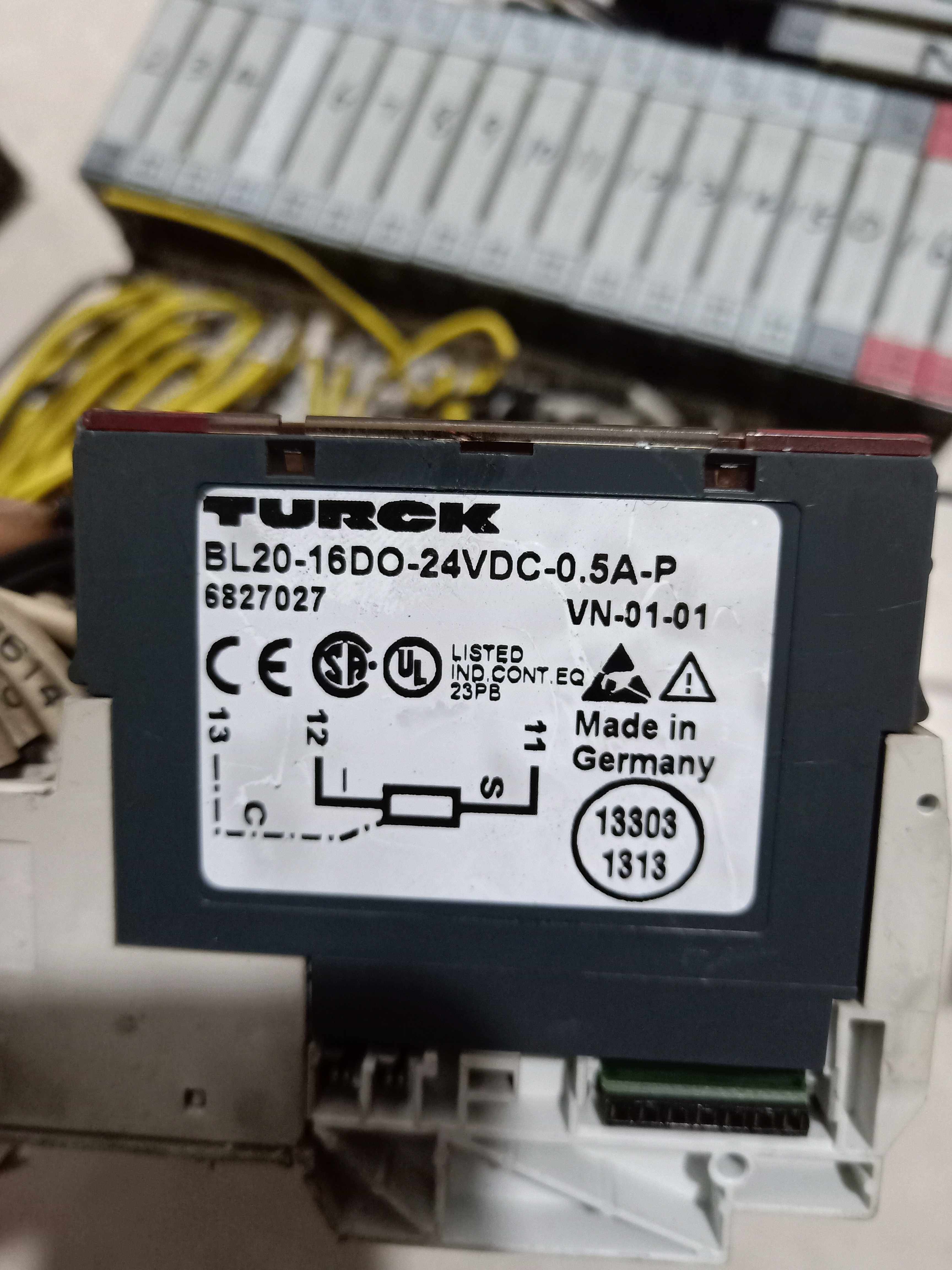 德国原装进口turck图尔克 bl20-16do-24vcd-0.5a-p 模块原装拆机
