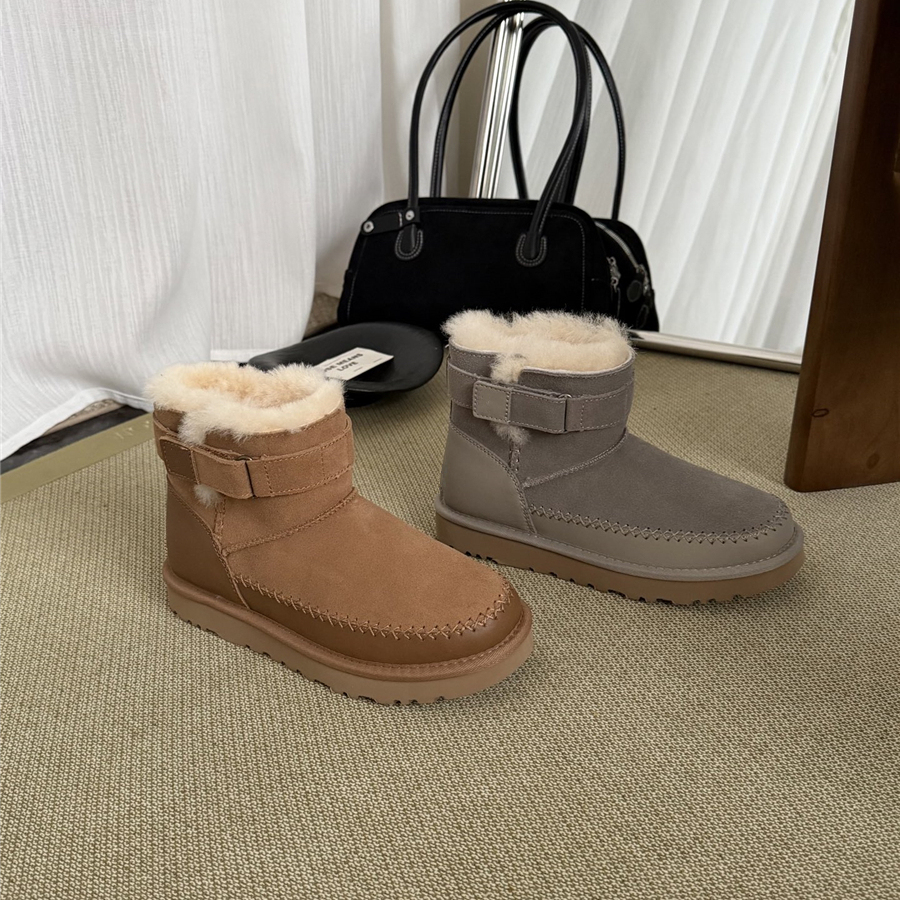 25冬季河南桑坡村休闲平底魔术贴雪地靴女羊皮毛一体保暖舒适瑞秋