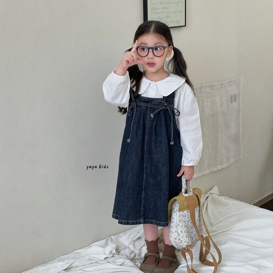 女童秋装2025新款儿童韩版女童白色娃娃领衬衣洋气时尚牛仔背带裙