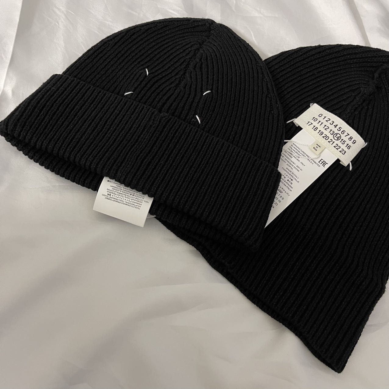 Margiela风格黑色针织毛线帽